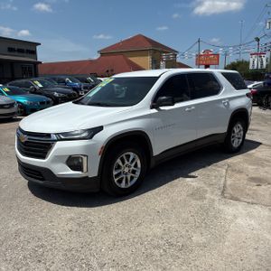 صورة 1 لـ 2022 Chevrolet TRAVERSE LS