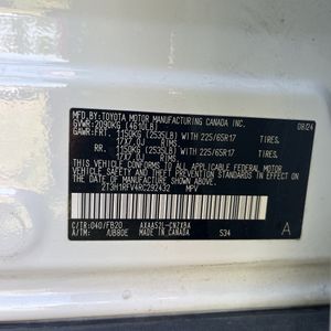 صورة مصغرة 52 لـ 2024 Toyota RAV4 LE