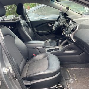 2013 Hyundai TUCSON GLS — миниатюра 32