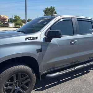 صورة 2 لـ 2021 Chevrolet SILVERADO 1500 RST