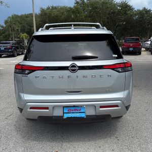 2022 Nissan PATHFINDER SL — фото 7