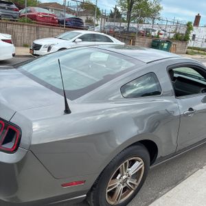 FORD MUSTANG V6 - 9