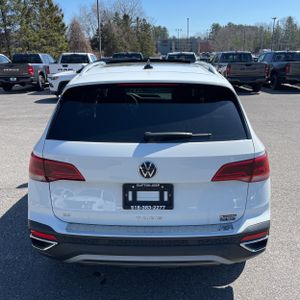 VOLKSWAGEN TAOS SE 4MOTION - 7