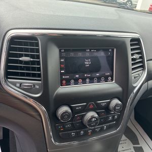 صورة مصغرة 37 لـ 2020 JEEP GRAND CHEROKEE LAREDO E