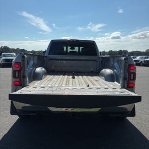 2022 RAM 3500 BIG HORN — миниатюра 43