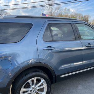 FORD EXPLORER XLT - 9