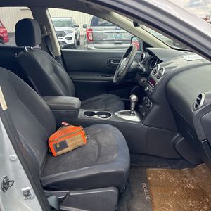 2010 Nissan ROGUE S — миниатюра 32