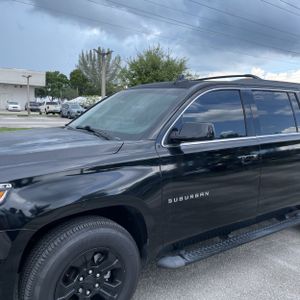 2017 Chevrolet SUBURBAN LT 照片 2