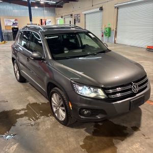 VOLKSWAGEN TIGUAN 2.0T S - 8