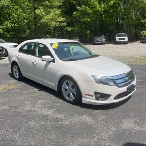 FORD FUSION SE - 7