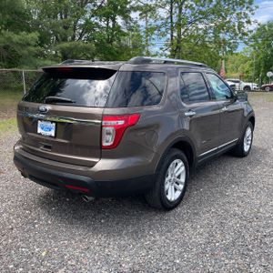 FORD EXPLORER XLT - 8