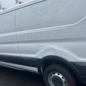 FORD TRANSIT 150 - 6
