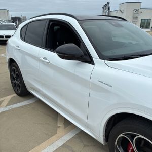 2023 ALFA Romeo STELVIO VELOCE — фото 11