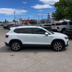 2023 Volkswagen TAOS SE 照片 10
