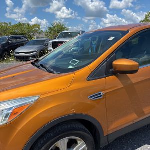 2016 FORD ESCAPE SE 照片 2