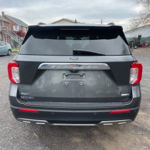 FORD EXPLORER XLT - 7