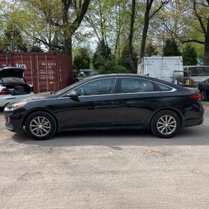 HYUNDAI SONATA SE - 3