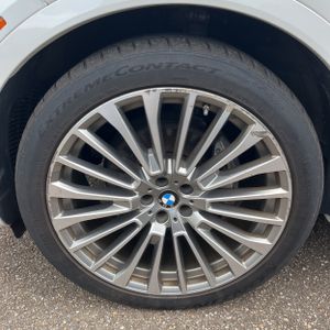 صورة مصغرة 17 لـ 2021 BMW X7 XDRIVE40I