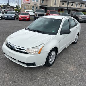 FORD FOCUS SE - 1