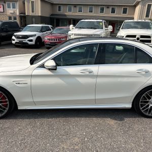 صورة 4 لـ 2018 Mercedes-BENZ C-CLASS AMG