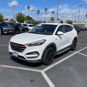 HYUNDAI TUCSON SEL - 1