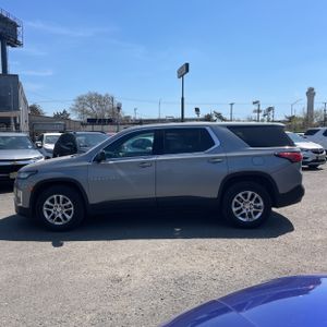 CHEVROLET TRAVERSE LS - 3