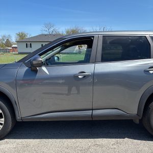 NISSAN ROGUE SV - 4
