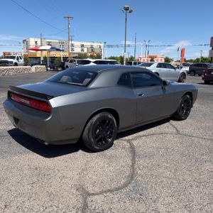 DODGE CHALLENGER - 8