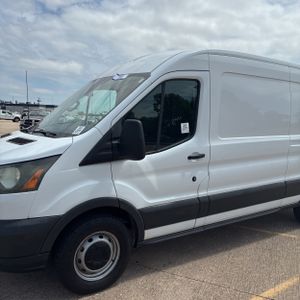 FORD TRANSIT 150 - 2