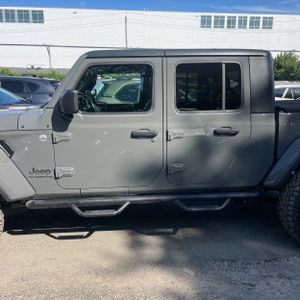 صورة 4 لـ 2020 JEEP GLADIATOR OVERLAND