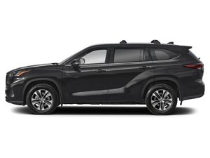 2026 Toyota HIGHLANDER XLE photo 3