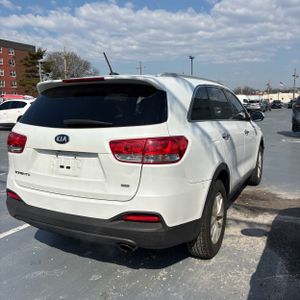 KIA SORENTO LX - 8