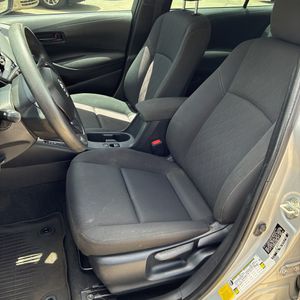 2023 Toyota COROLLA LE thumbnail 31
