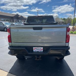 CHEVROLET SILVERADO - 7