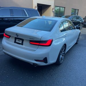 BMW 3 SERIES 330I - 8