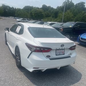 2022 Toyota CAMRY HYBRID SE 照片 5