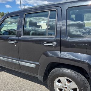 JEEP LIBERTY SPORT - 6