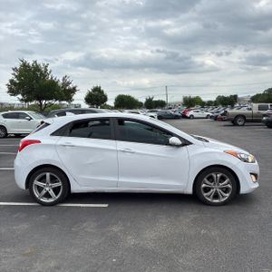 HYUNDAI ELANTRA GT BASE - 10