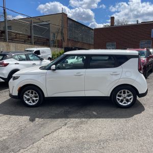 KIA SOUL LX - 3