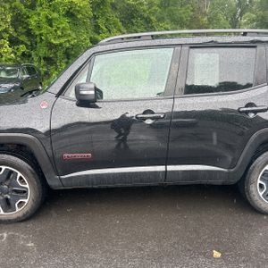 2015 JEEP RENEGADE TRAILHAWK 4D SUV 4WD — фото 4