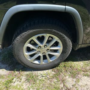 2015 JEEP GRAND CHEROKEE LAREDO 照片 18