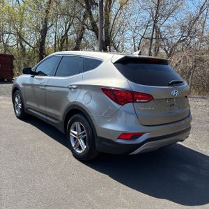HYUNDAI SANTA FE SPORT 2.4L - 5