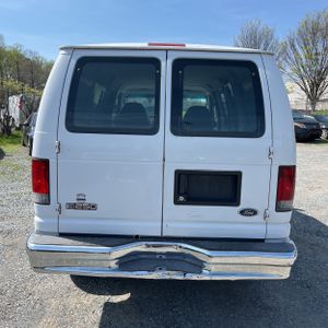 Ford E-Series E-250 - 7