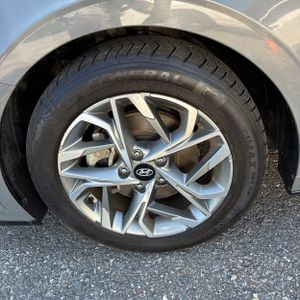2023 Hyundai SONATA SEL thumbnail 17