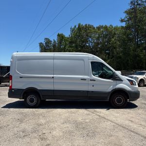 FORD TRANSIT 250 - 10