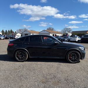 MERCEDES-BENZ GLC AMG - 10