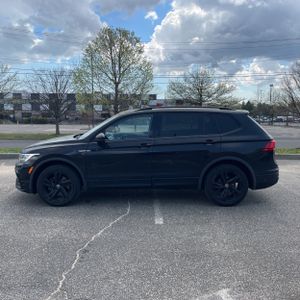 VOLKSWAGEN TIGUAN SE R-LINE BLACK 4MOTION - 3