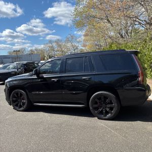 CADILLAC ESCALADE LUXURY - 3