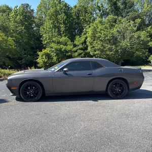 DODGE CHALLENGER SXT - 3