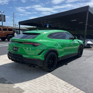 2024 Lamborghini URUS S — фото 8